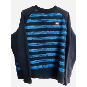 Men’s Blue striped Nike Crewneck Sweatshirt